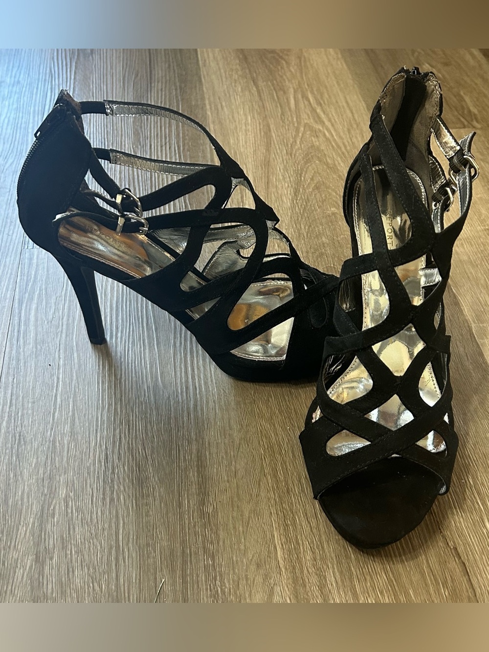 ❤️3/30SALE❤️ Black Suede Strappy Cage Platform Heels Size 11 Like New - Picture 3 of 7